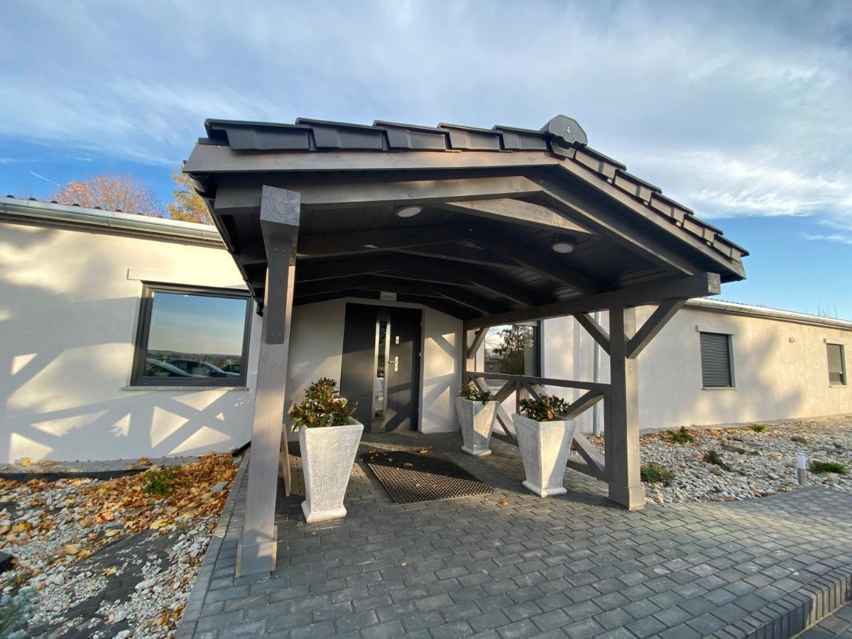 Hotelik Nad Zalewem 10 Km Od Legnicy Λέγκνικα Εξωτερικό φωτογραφία